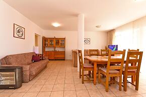 Apartment 1562