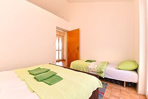 Apartment 1562