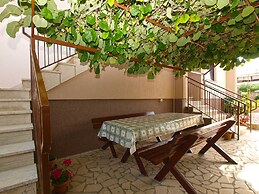 Apartment 1563