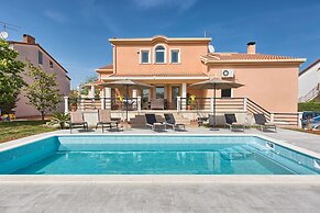 Apartment 1564