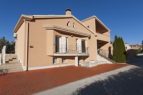 Apartment 1564