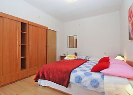 Apartment 1569