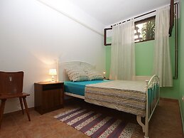 Apartment 1571