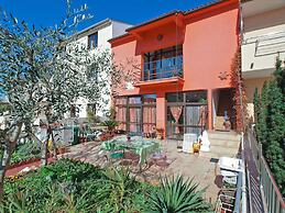 Apartment 1571
