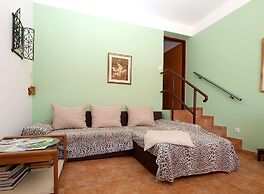 Apartment 1571