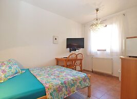 Apartment 1571