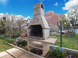 Apartment 1573