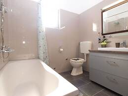 Apartment 1573