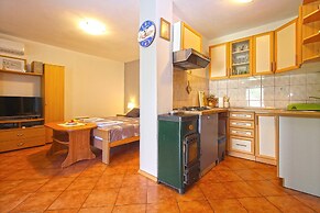 Apartment 1573