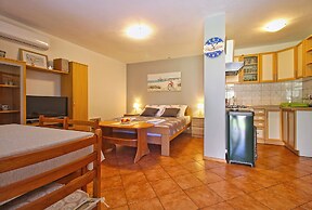 Apartment 1573