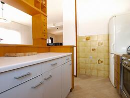Apartment 1583