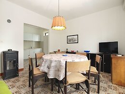 Apartment 1583