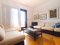 Apartment 1583