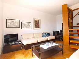 Apartment 1583