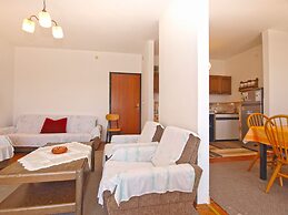 Apartment 1586