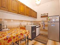 Apartment 1586