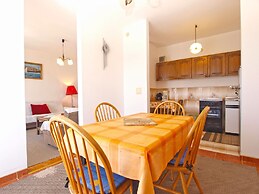 Apartment 1586