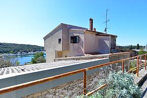 Apartment 1586