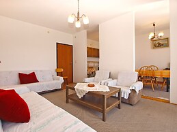 Apartment 1586
