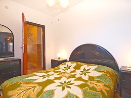 Apartment 1586