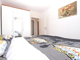Apartment 1592