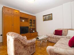 Apartment 1595