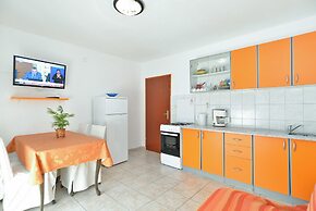 Apartment 1613