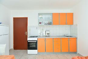 Apartment 1613