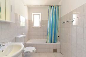 Apartment 1613