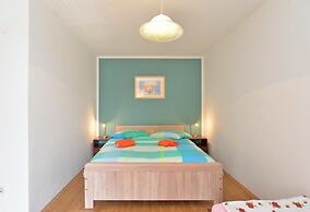 Apartment 1613