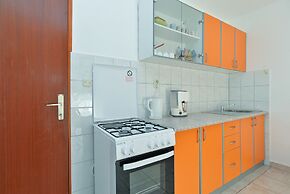Apartment 1613
