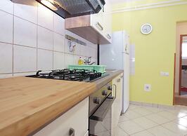 Apartment 1623