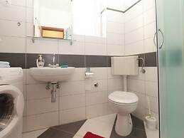 Apartment 1623