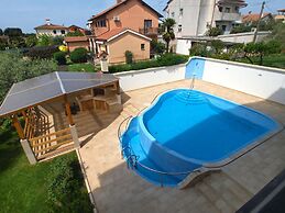 Apartment 1624