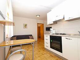 Apartment 1624
