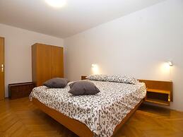 Apartment 1624