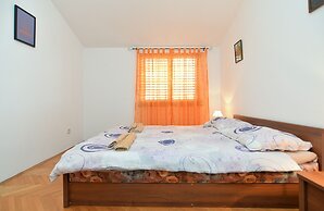 Apartment 1629