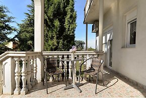 Apartment 1631