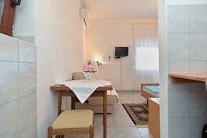 Apartment 1631