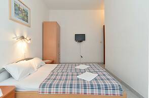 Apartment 1631