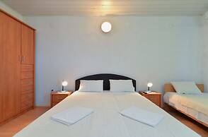 Apartment 1631