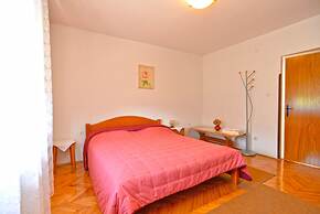 Apartment 1633