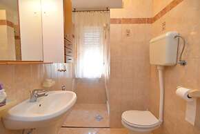 Apartment 1633