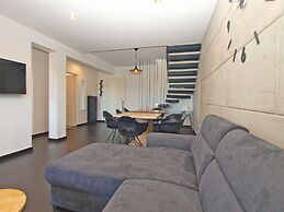 Apartment 1634