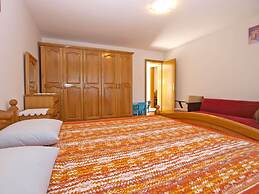 Apartment 1638