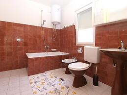 Apartment 1638