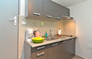 Apartment 1642