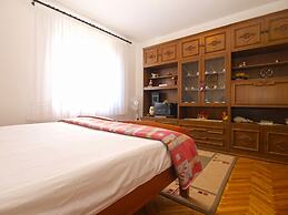 Apartment 1644