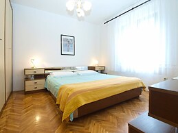 Apartment 1644