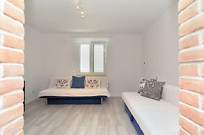 Apartment 1648